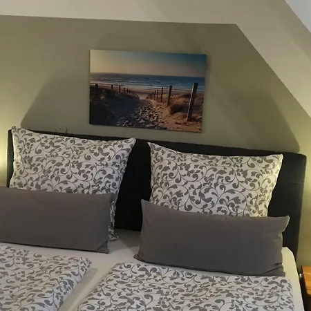 Gaestehaus Zur Linde Inn 3*