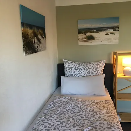 Fogadó Gaestehaus Zur Linde