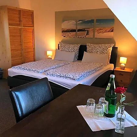Värdshus Gaestehaus Zur Linde Otterndorf